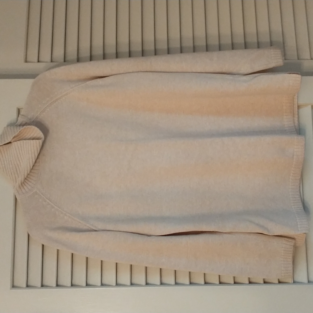 Jeanne‎ Pierre Cozy Cream Colored Sweater, Longer Length, Women's Size Large